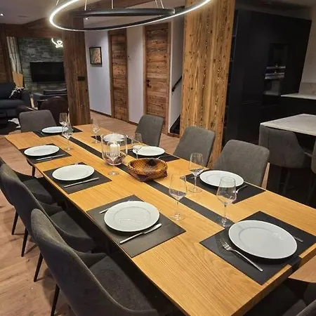 Amazing With Hot Tub Sauna And Panoramic View Chalet Chamonix