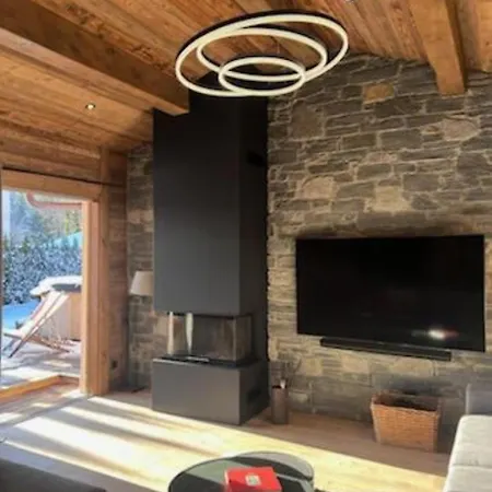 Chalet Amazing With Hot Tub Sauna And Panoramic View *