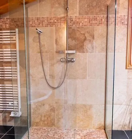 Chalet Amazing With Hot Tub Sauna And Panoramic View *